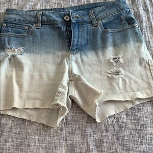 Woman jean shorts
